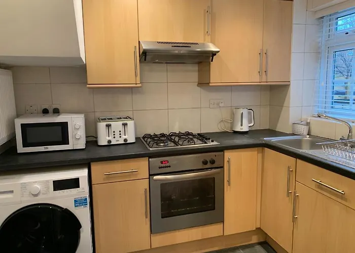 Ttsa- Essential 1 Bedroom Apt Balham-Free Parking